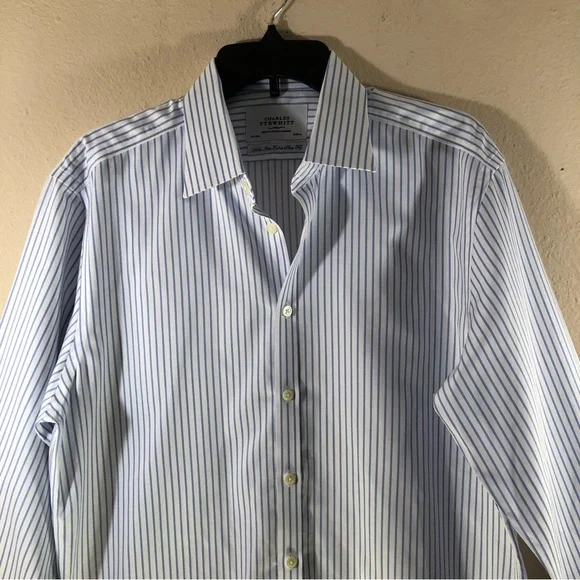 LAST CHANCE! Mens Charles Tyrwhitt Extra Slim Fit Button Down Shirt - Picture 2 of 15